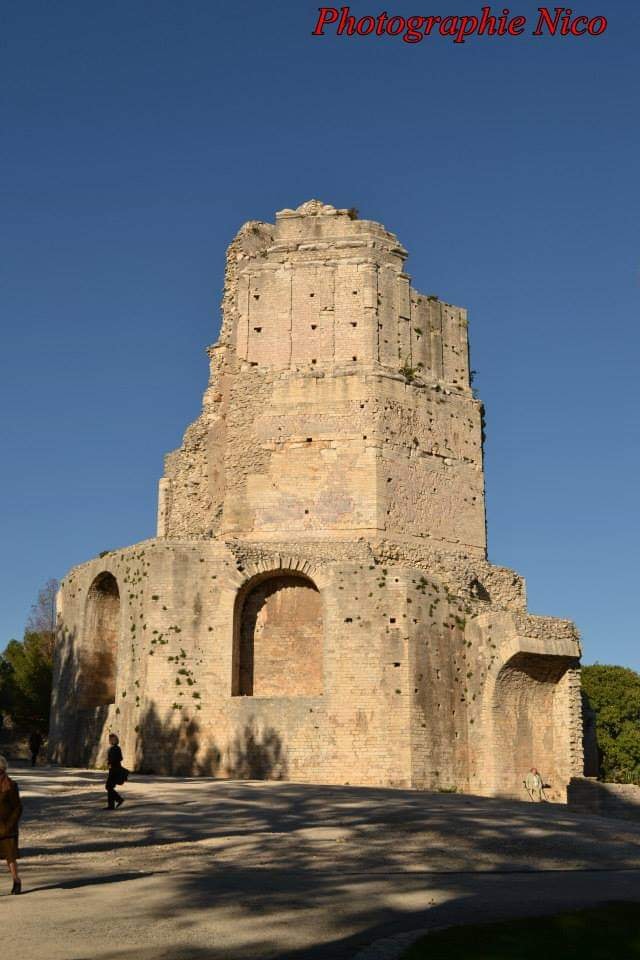 NIMES